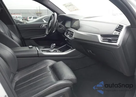 2021 BMW X5 Sdrive40I z USA, uszkodzony, nr VIN 5UXCR4C0XM9H36033